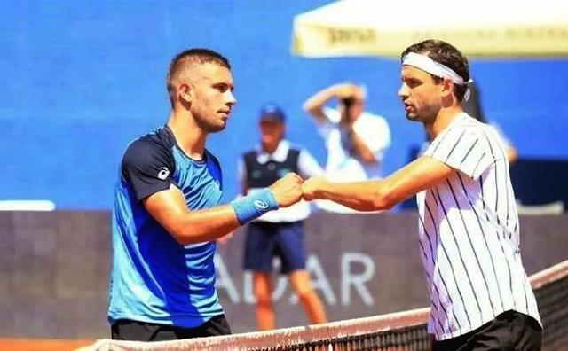 足广大球迷 足广大球迷