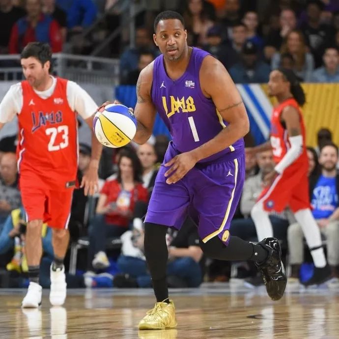 多艺的边后 多艺的边后